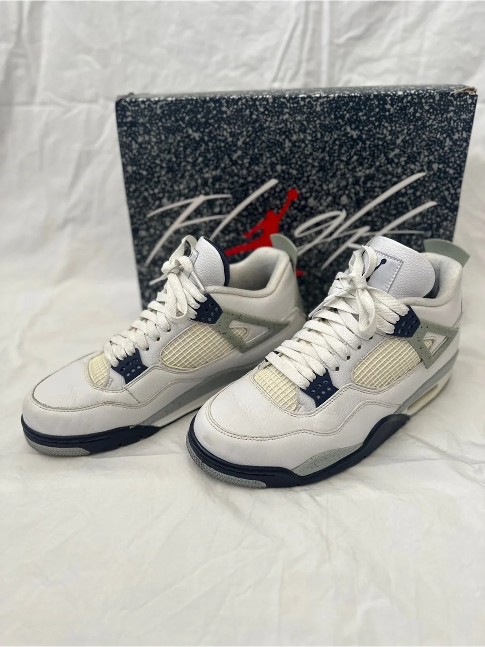 Jordan 4 Men's Midnight Navy Retro Sneakers